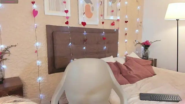 SalomeStorm  online show from 02.21.26