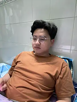 Snapshot of Kami_Kazo chatting on 02.11.26 Kami Kazo online show from 02.11.26