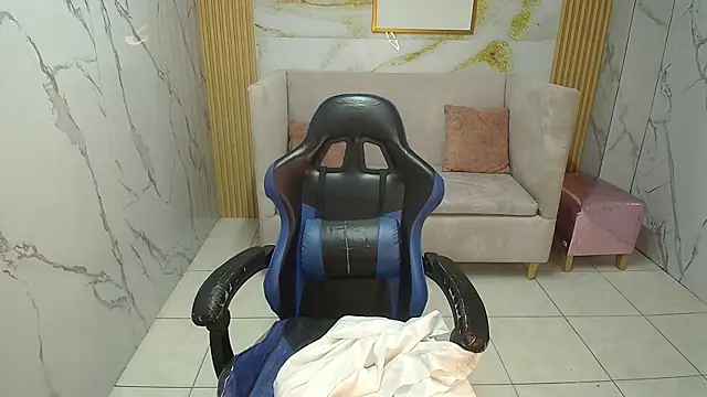 sarita 09 s online show from 04.17.26