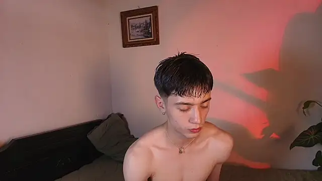 Snapshot of slowburnmystic chatting on 06.21.26 slowburnmystic online show from 06.21.26