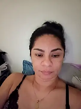 Snapshot of luna_pinky chatting on 02.08.26 luna pinky online show from 02.08.26