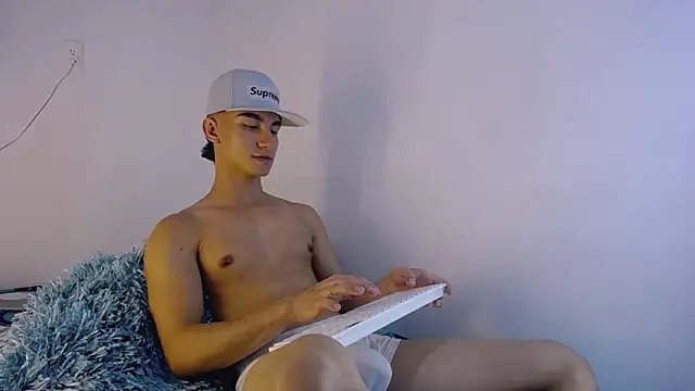 Snapshot of BabyAndy_ chatting on 02.09.26 BabyAndy online show from 02.09.26