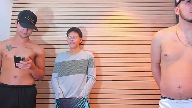 TheBatMansion online show from 04.07.26