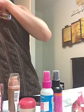 Snapshot of ellianajean chatting on 03.27.26 ellianajean online show from 03.27.26