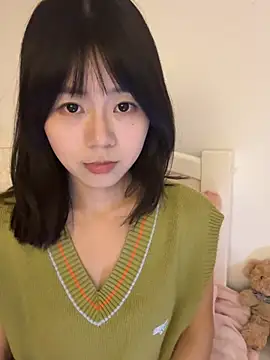 Snapshot of Nana-3 chatting on 03.04.26 Nana-3 online show from 03.04.26