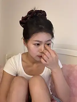 Snapshot of Nana-3 chatting on 03.06.26 Nana-3 online show from 03.06.26