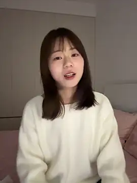 Snapshot of Nana-3 chatting on 03.30.26 Nana-3 online show from 03.30.26