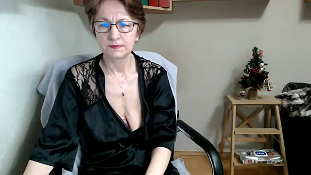 katemodel online show from 01.08.26
