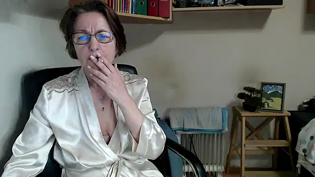 Snapshot of katemodel chatting on 05.16.26 katemodel online show from 05.16.26