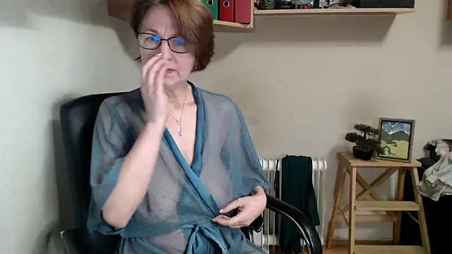 Snapshot of katemodel chatting on 05.18.26 katemodel online show from 05.18.26