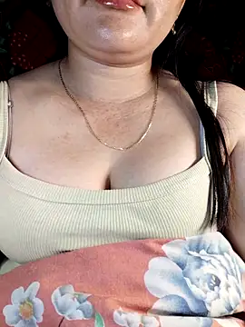 Reina Fcup01 online show from 02.06.26