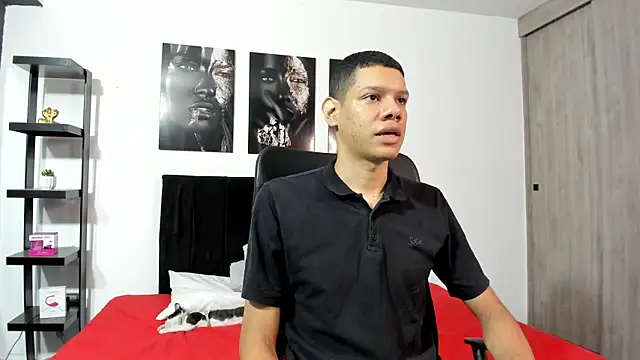 milo cruz  online show from 02.05.26