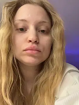 Snapshot of MollyHilton chatting on 02.01.26 MollyHilton online show from 02.01.26