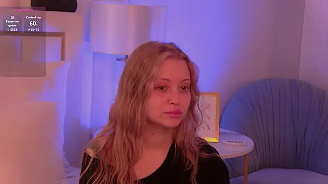 MollyHilton online show from 03.24.26