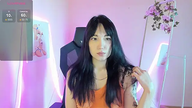 AliceeinWonderlanddd online show from 07.26.26