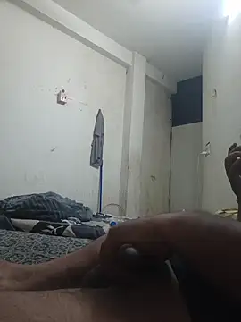 Snapshot of GTX-8194 chatting on 02.20.26 GTX-8194 online show from 02.20.26