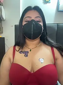 Snapshot of Myra_Desire69 chatting on 02.16.26 Myra Desire69 online show from 02.16.26