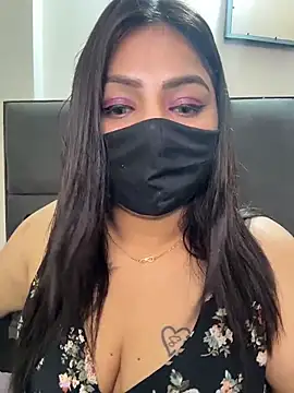 Snapshot of Myra_Desire69 chatting on 02.20.26 Myra Desire69 online show from 02.20.26