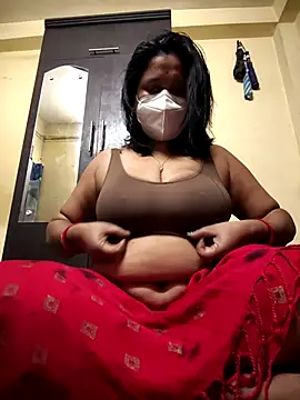 Curvy Trisha online show from 02.15.26