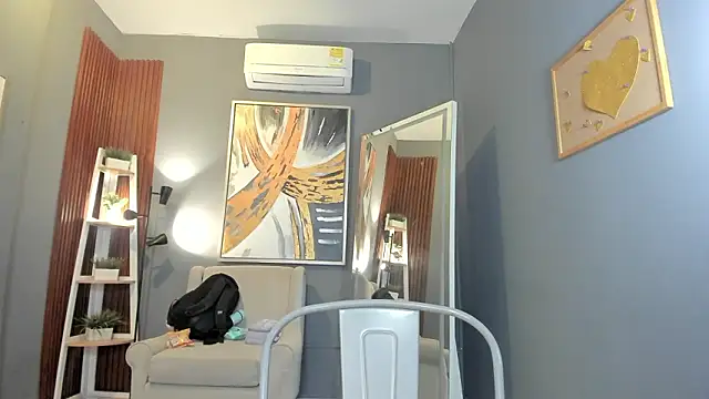 nina swaan online show from 02.10.26