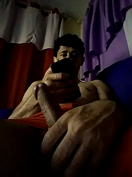 Snapshot of superred22 chatting on 04.13.26 superred22 online show from 04.13.26