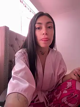 Snapshot of Bonny_Eva chatting on 05.17.26 Bonny Eva online show from 05.17.26