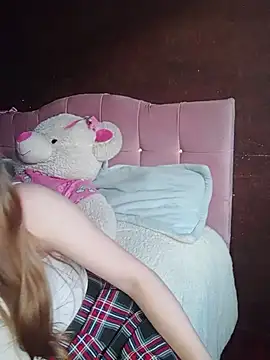 MimiSoftie online show from 03.07.26