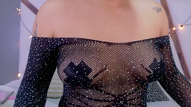 Snapshot of AnnieRouse__ chatting on 03.19.26 AnnieRouse online show from 03.19.26