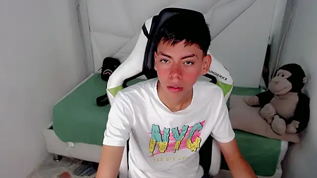 Snapshot of Liarr_ chatting on 02.03.26 Liarr online show from 02.03.26