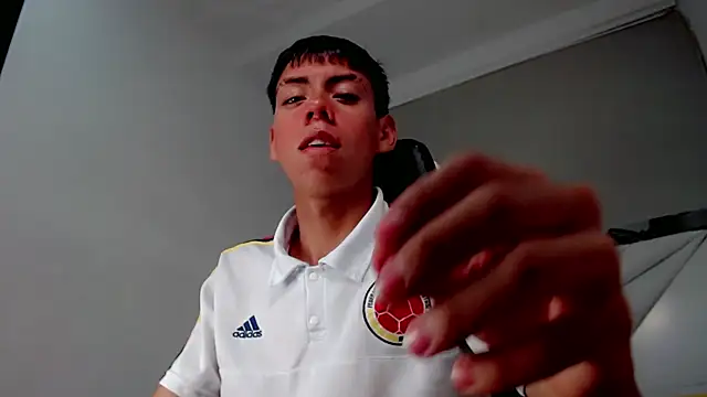 Snapshot of Liarr_ chatting on 02.07.26 Liarr online show from 02.07.26