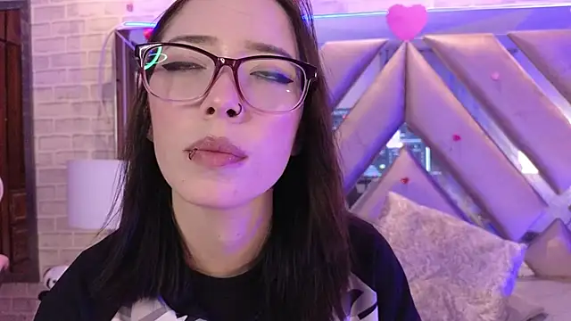 HarperrWest online show from 02.20.26