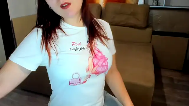 Snapshot of NotYourDoll chatting on 02.07.25 NotYourDoll online show from 02.07.25