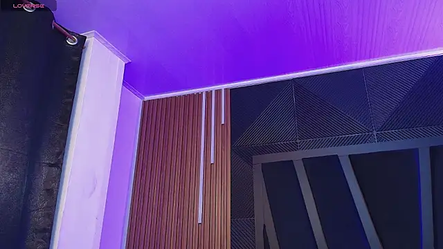 Snapshot of Hanna_Becker_ chatting on 02.19.26 Hanna Becker online show from 02.19.26