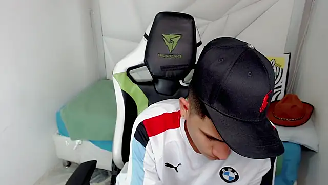 Black diamondd  online show from 02.13.26