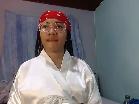 Snapshot of Sexy_Supermomm chatting on 02.26.26 Sexy Supermomm online show from 02.26.26