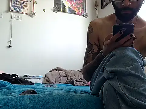 Snapshot of venus_midnight chatting on 02.12.26 venus midnight online show from 02.12.26