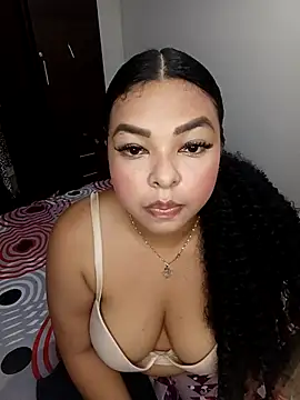 Snapshot of solene09 chatting on 02.10.26 solene09 online show from 02.10.26