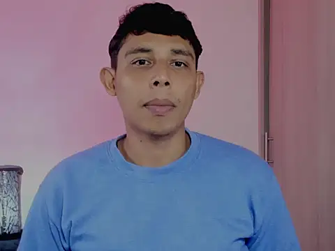 Snapshot of nilo2021 chatting on 03.25.26 nilo2021 online show from 03.25.26