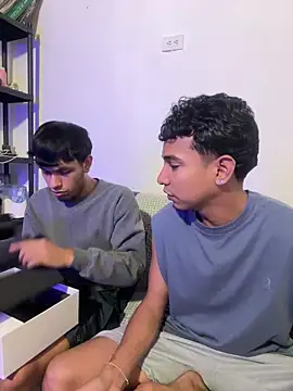 paulhot11 online show from 05.03.26