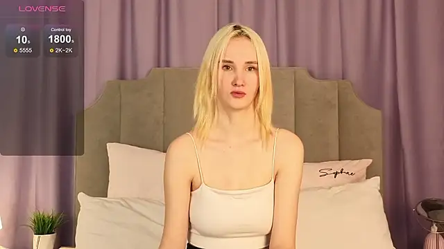 Snapshot of CrystalLili chatting on 02.09.26 CrystalLili online show from 02.09.26