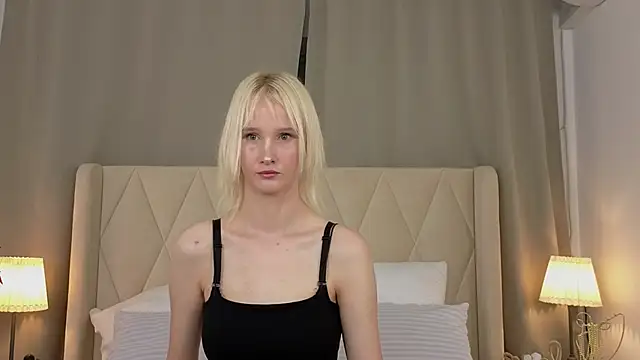 CrystalLili online show from 07.01.26