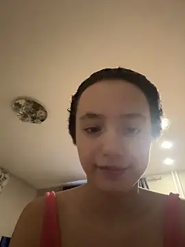 MiaTee online show from 02.19.26