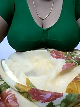Snapshot of sindhu26 chatting on 07.27.26 sindhu26 online show from 07.27.26