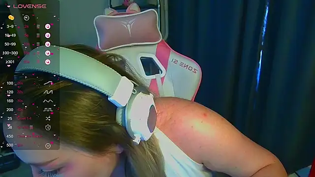 Emiliaaah online show from 02.26.26