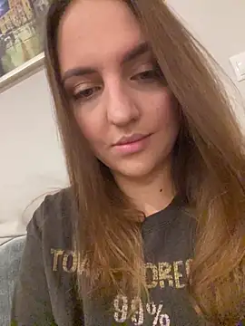Snapshot of AliceDesmee chatting on 02.23.26 AliceDesmee online show from 02.23.26