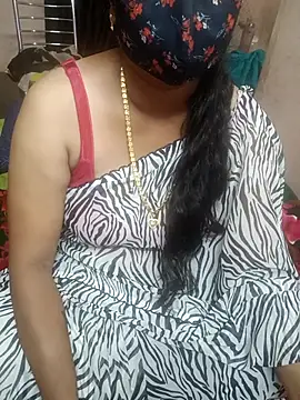 Snapshot of Madhusri_Tamil_Telugu chatting on 04.05.26 Madhusri Tamil Telugu online show from 04.05.26