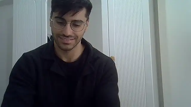 Snapshot of ciceroable chatting on 02.22.26 ciceroable online show from 02.22.26