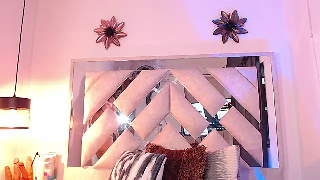 sofy bonnet online show from 02.09.26