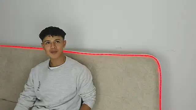 Snapshot of _Alex_Colton chatting on 05.14.26 Alex Colton online show from 05.14.26