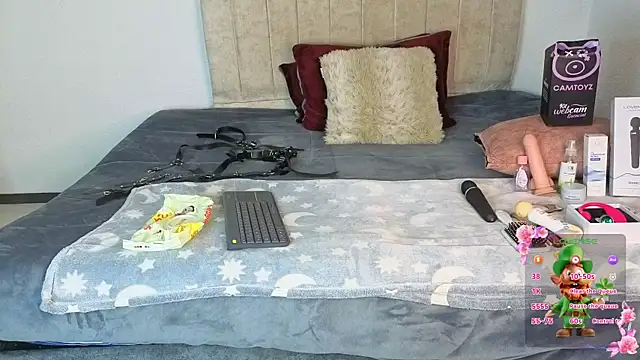 Petite pepper online show from 03.18.26